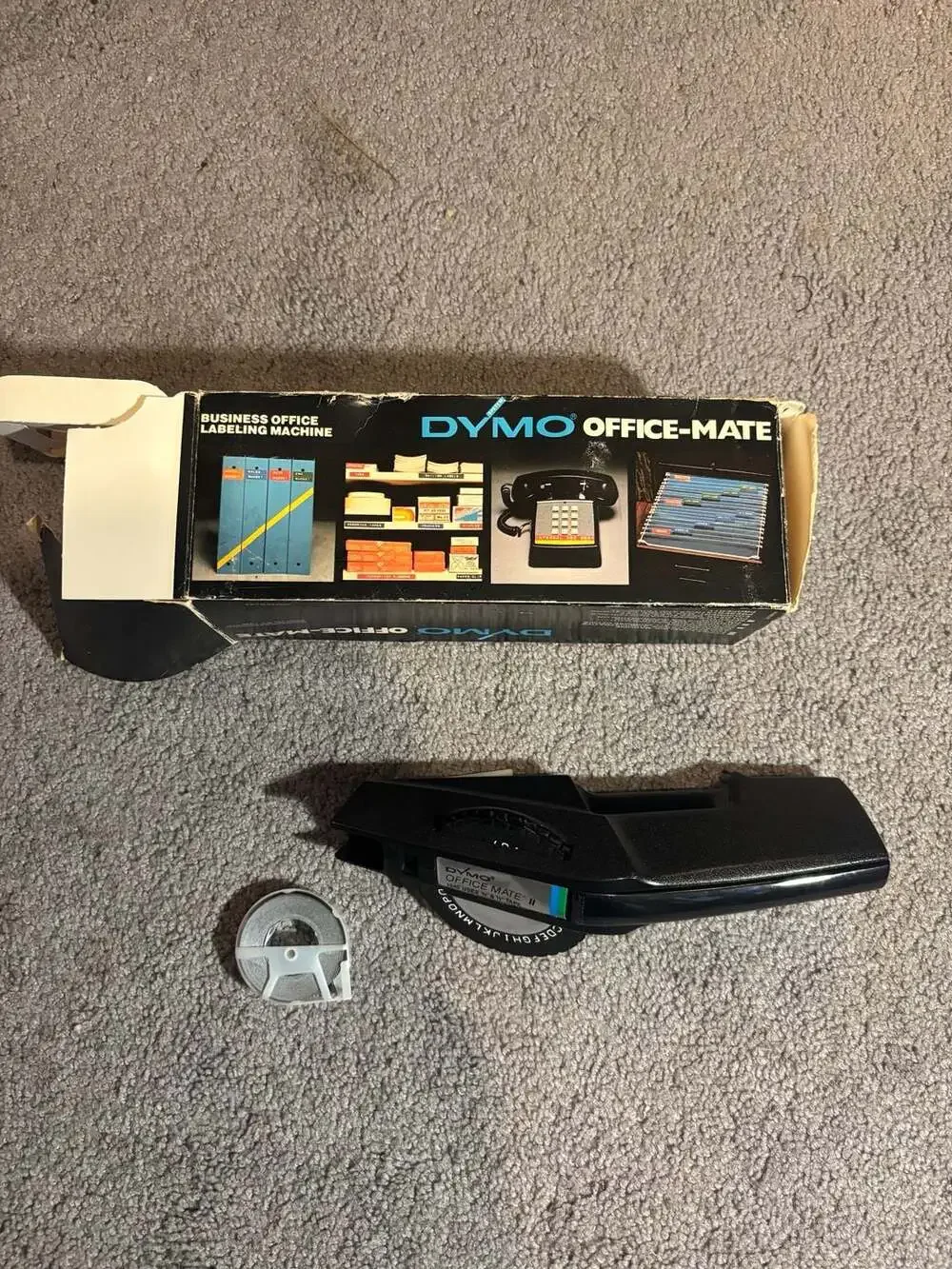 Vintage Esselte Dymo Labelmaker Organizer 1610-03 w/Box & Tape *rare* (sc)